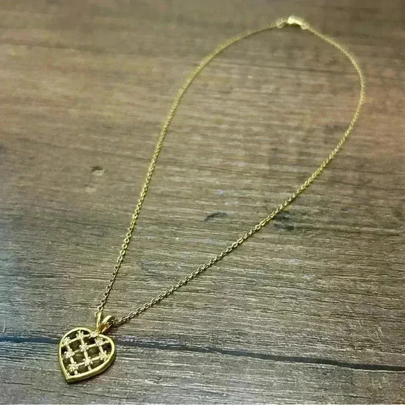 Cubic Zirconia Studded Latice Heart Shaped Pendant on Gold Tone Chain Necklace - Picture 1 of 4
